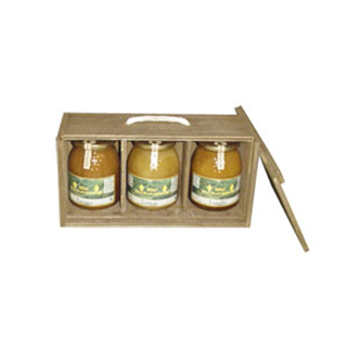 wooden-gift-box-with-three-05kg-honey-cans